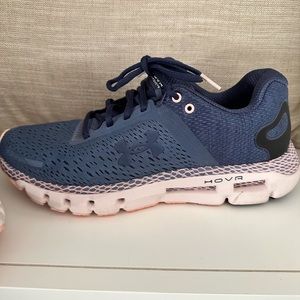 UNDER ARMOUR Women’s HOVR Infinite Navy Blue Size 10